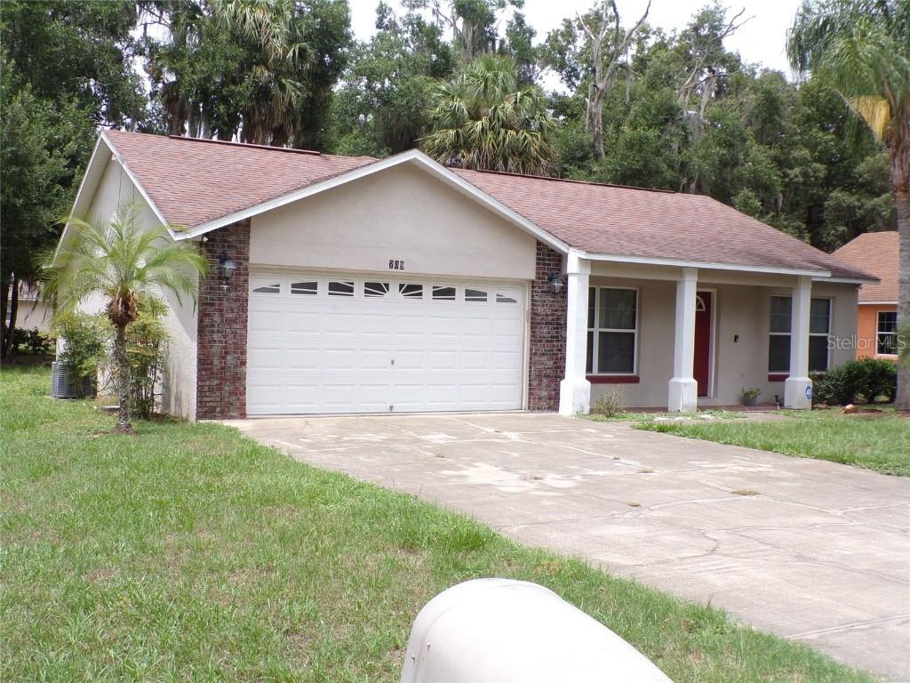 709 Grant Ave., Mount Dora, FL 32757