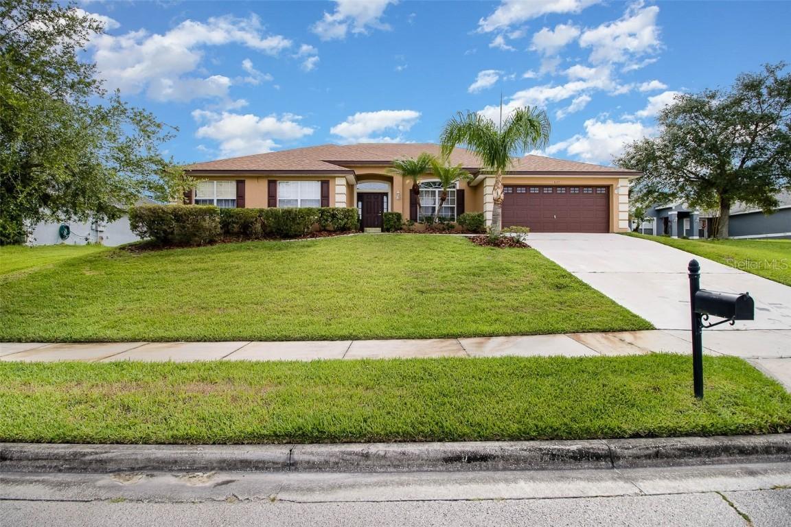 627 Hearthglen Blvd., Winter Garden, FL 34787