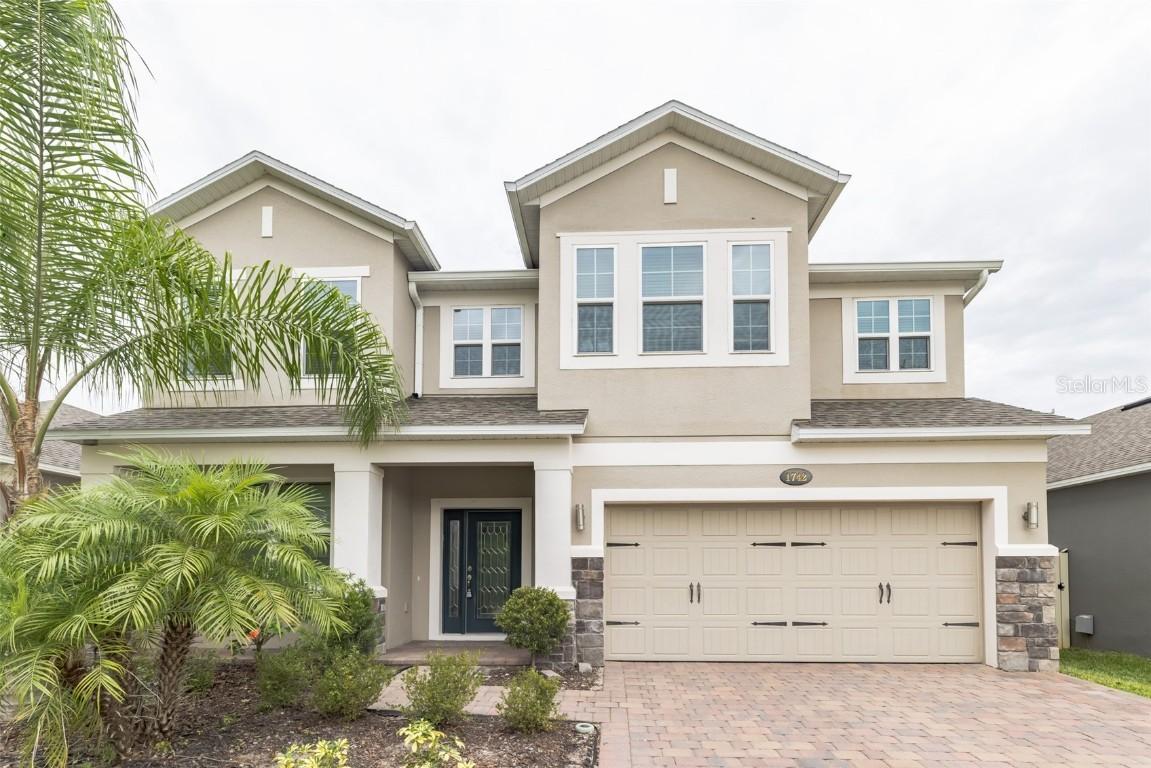 1742 Farmstead Ln., Oviedo, FL 32765