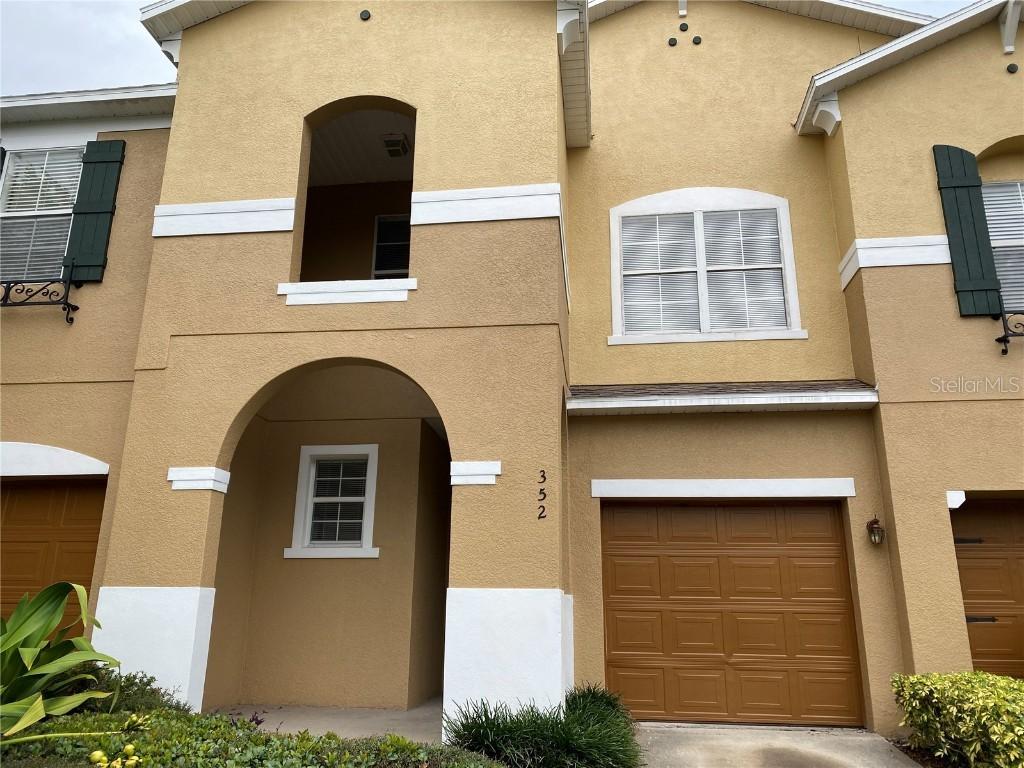 352 Golden Dewdrop Way, Oviedo, FL 32765