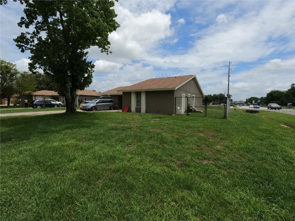 40 S Flag Dr., Kissimmee, FL 34759