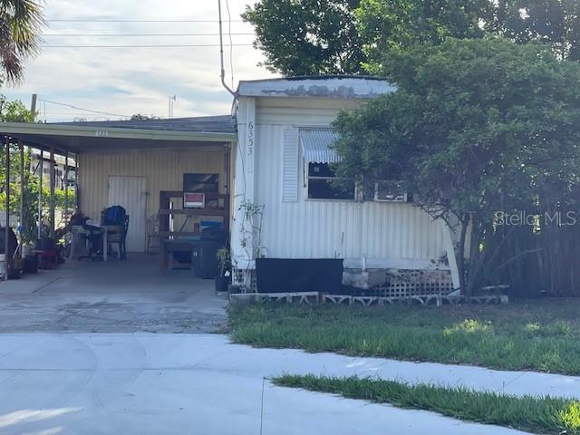 6353 20th St., Zephyrhills, FL 33542