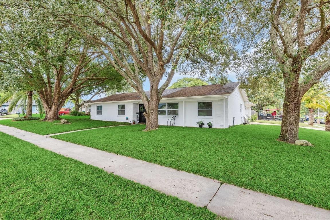 100 Larch Ct., Longwood, FL 32750