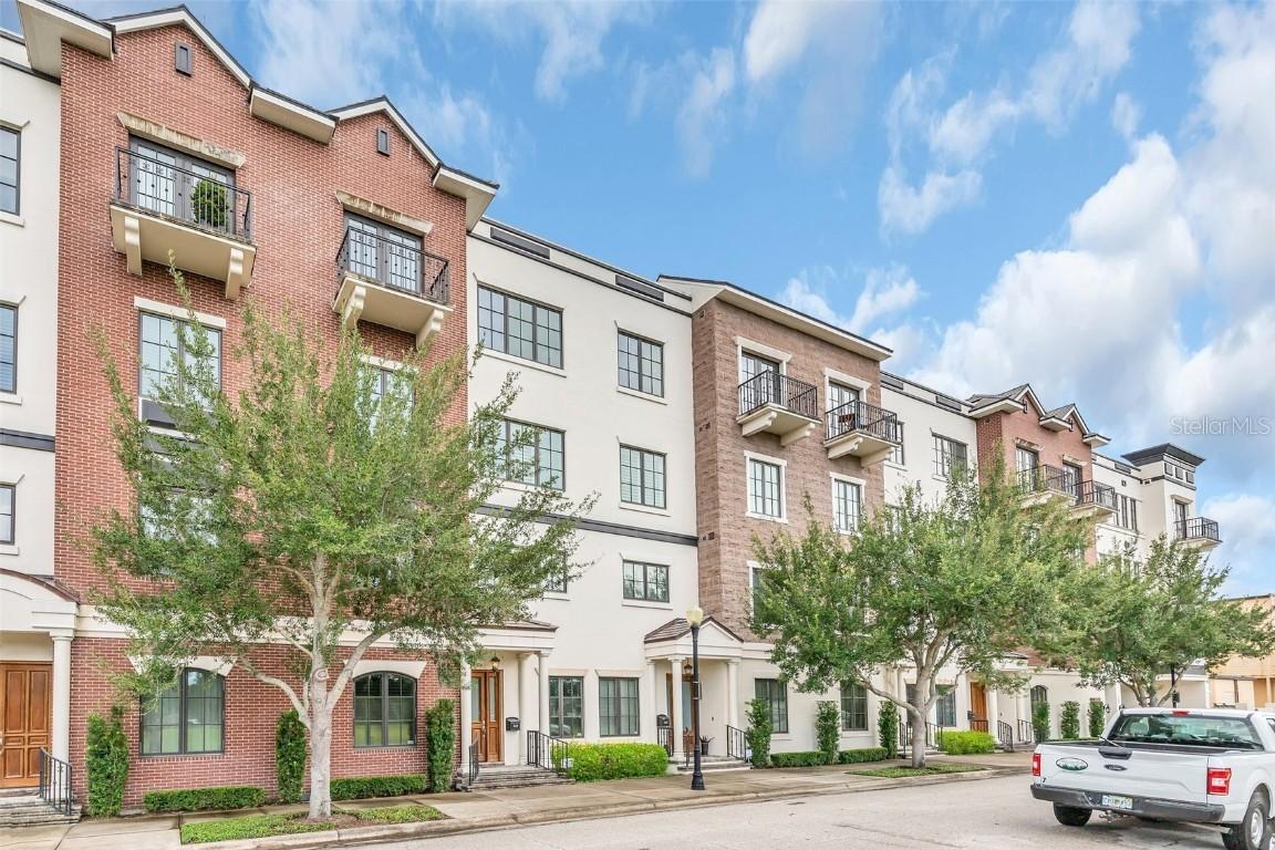 100 S Virginia Ave. #403, Winter Park, FL 32789