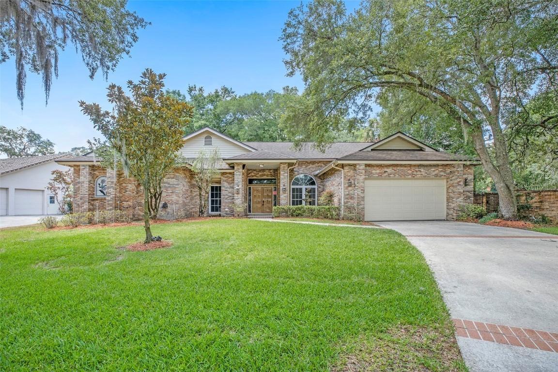 11850 Gail Dr., Temple Terrace, FL 33617