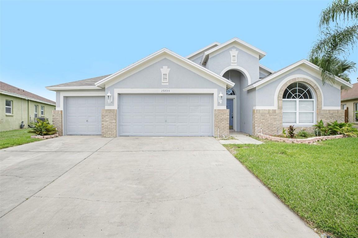 29725 Fog Hollow Dr., Wesley Chapel, FL 33543