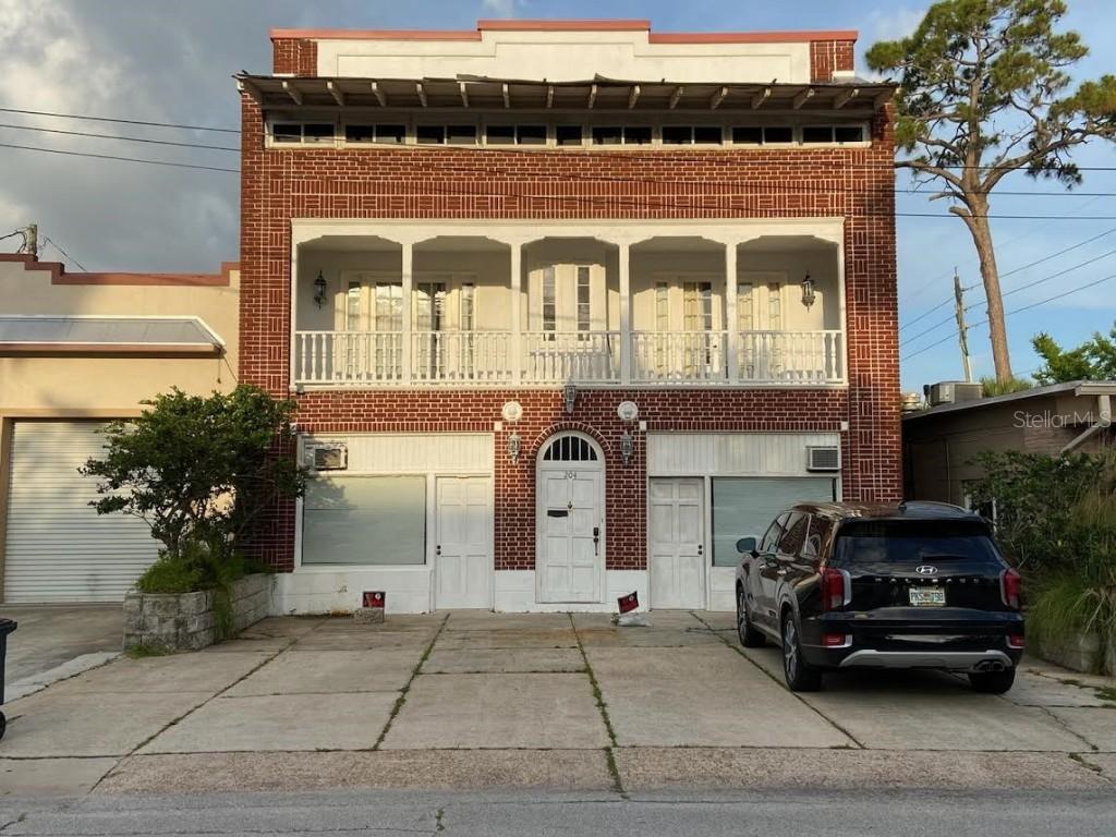204 Magnolia St., New Smyrna Beach, FL 32168