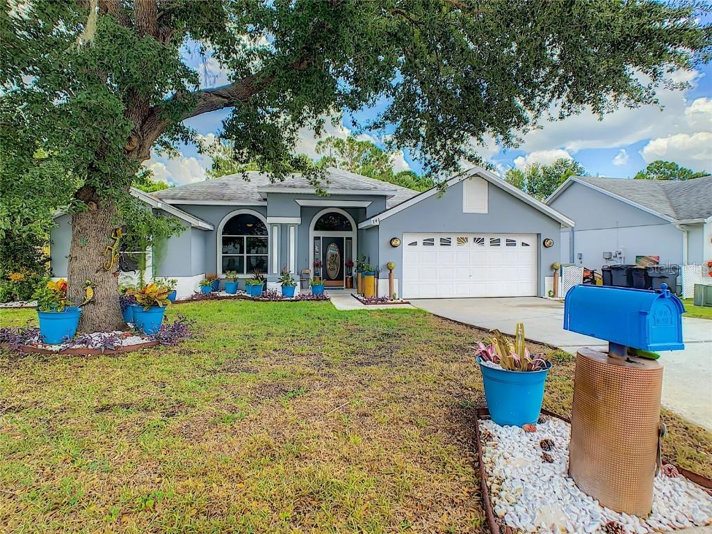 246 Oak Chase Pl., Davenport, FL 33896
