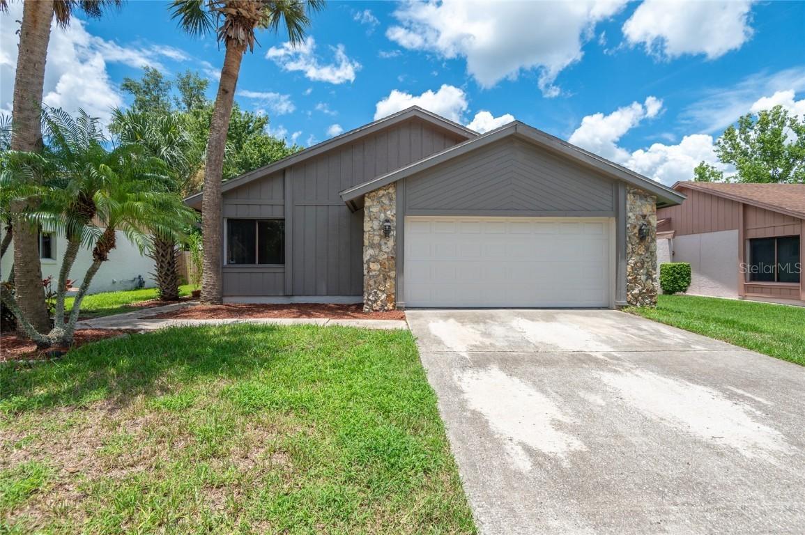 475 Newhope Dr., Altamonte Springs, FL 32714