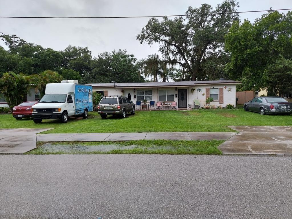 916 Locust Ave., Orlando, FL 32809