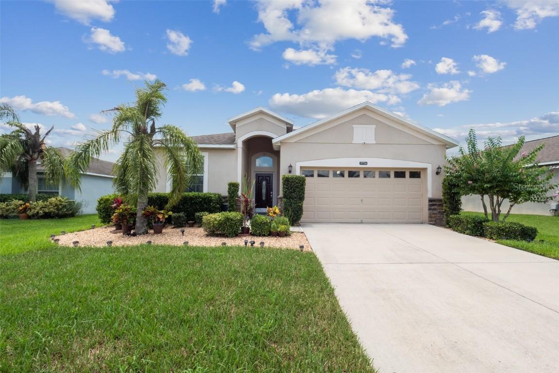 5736 Coquyt Dr., Mount Dora, FL 32757
