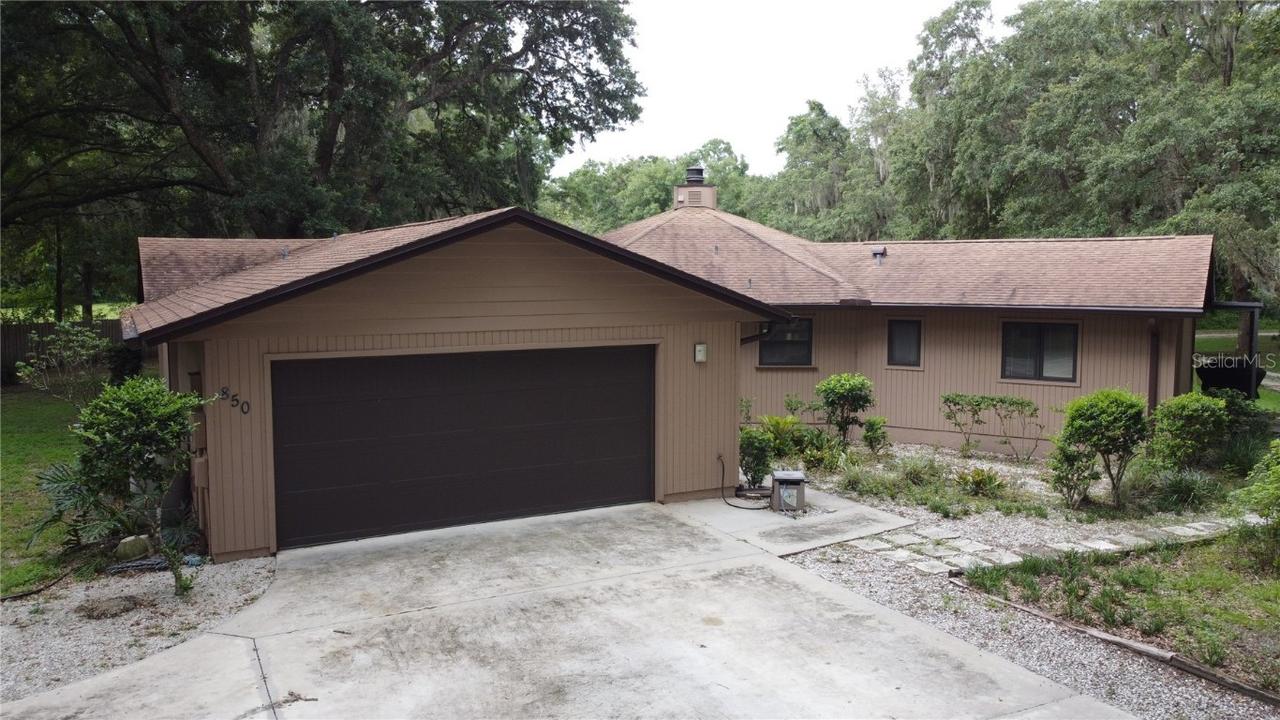 850 E Oak St., Apopka, FL 32703