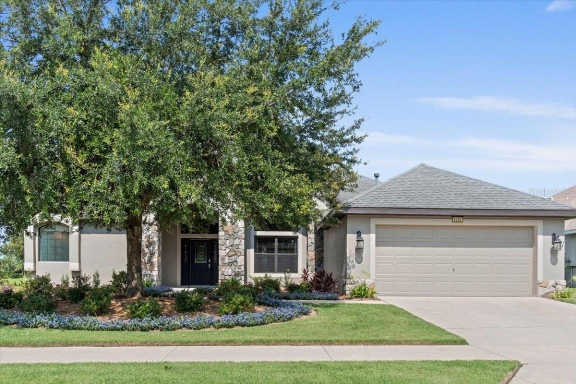 8205 Bridgeport Bay Cir., Mount Dora, FL 32757