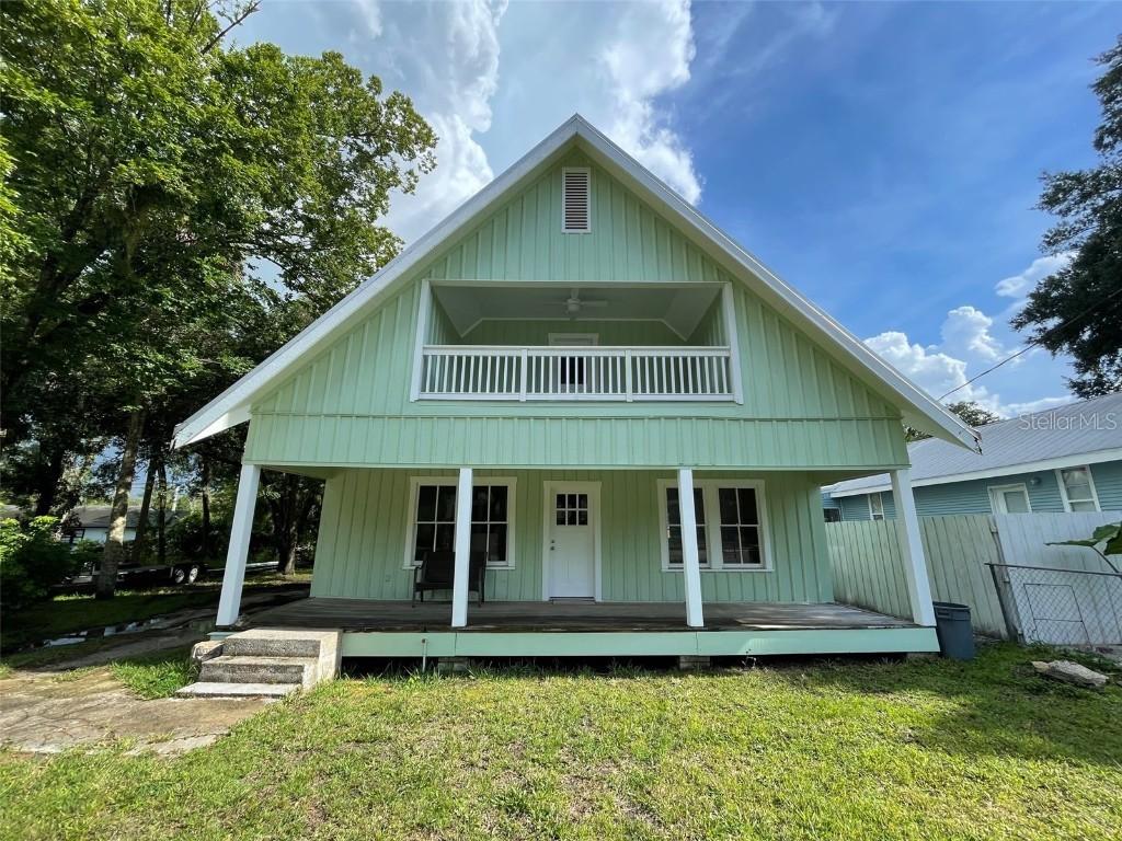 1406 Pioneer Tr., New Smyrna Beach, FL 32168
