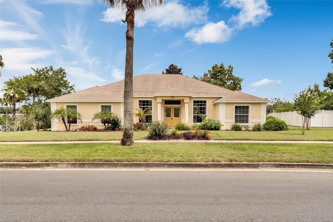 1645 Sunset Village Blvd., Clermont, FL 34711