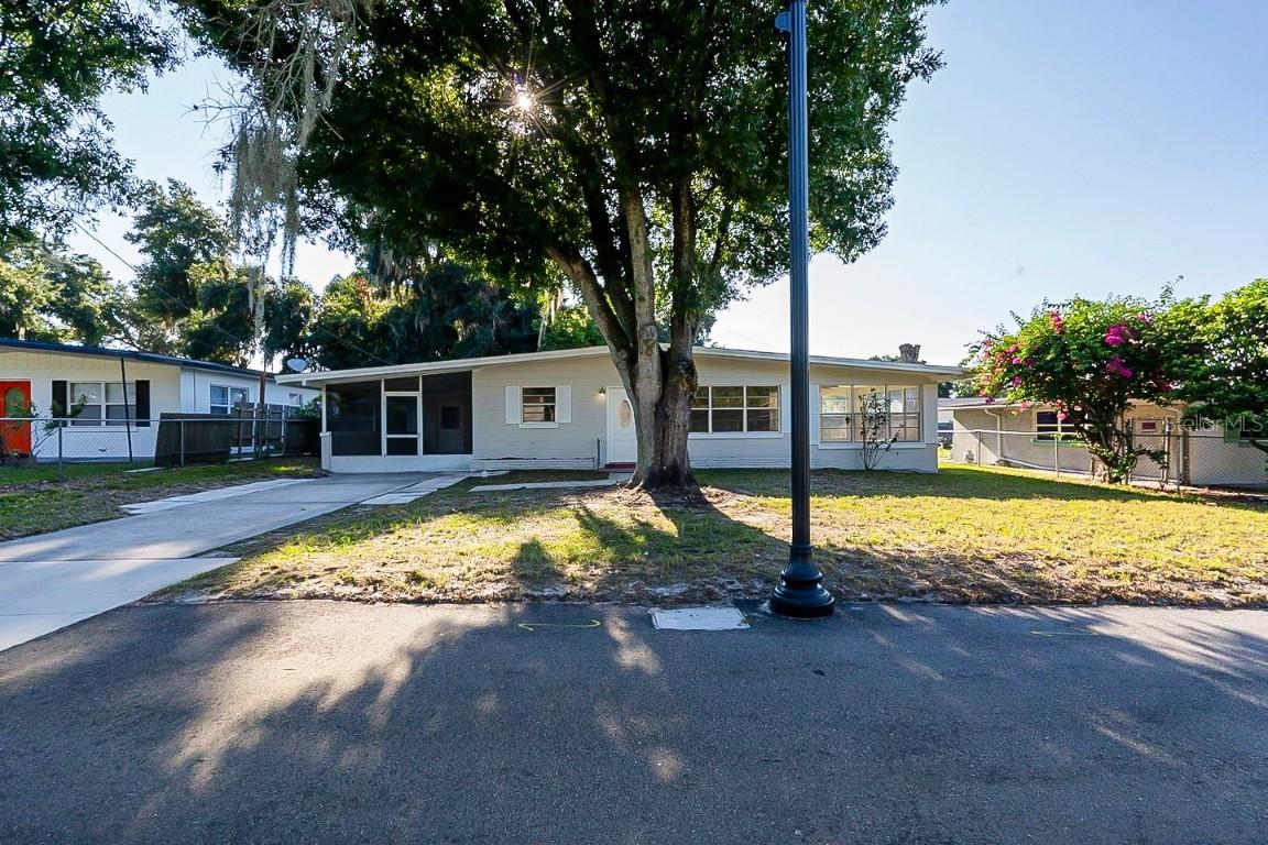 336 7th St., Winter Haven, FL 33880