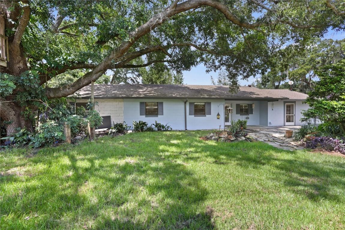 3107 Northwind Dr., Eustis, FL 32726