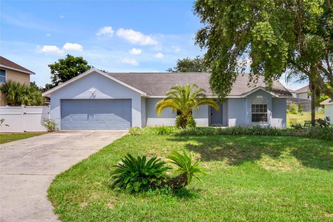 184 Oxford Rd., Davenport, FL 33896