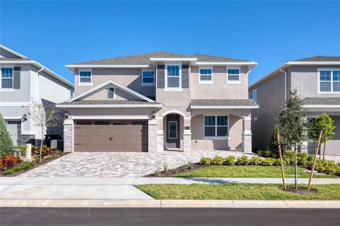 273 Auburn Ave., Kissimmee, FL 34747