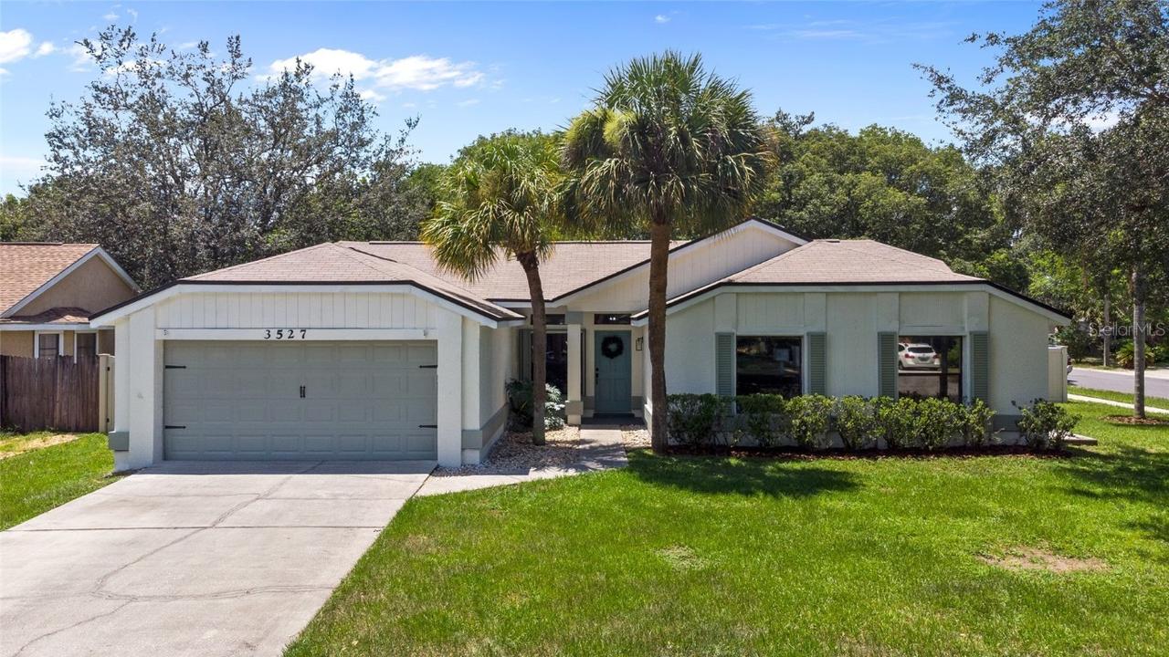 3527 Cirque Cir., Orlando, FL 32817