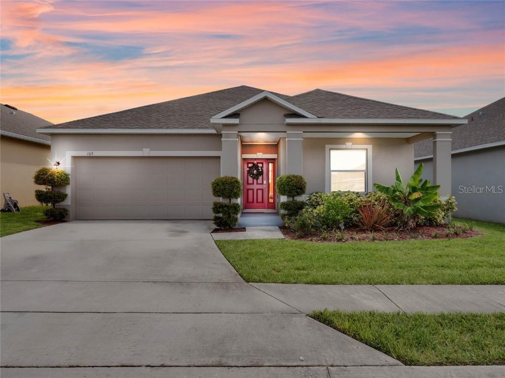 109 Flatwoods Loop, Davenport, FL 33837