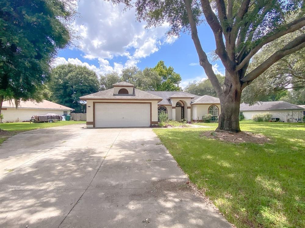 2636 Waterview Dr., Eustis, FL 32726