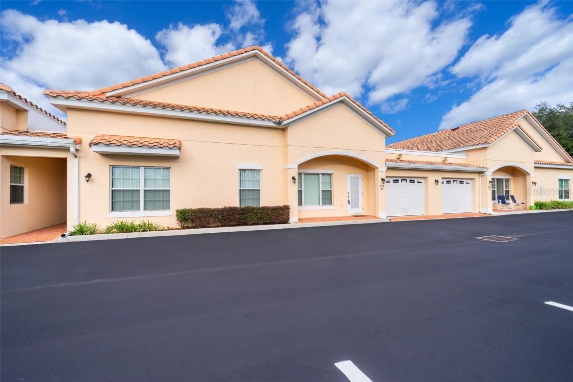 386 David Walker Dr. #O-6, Tavares, FL 32778