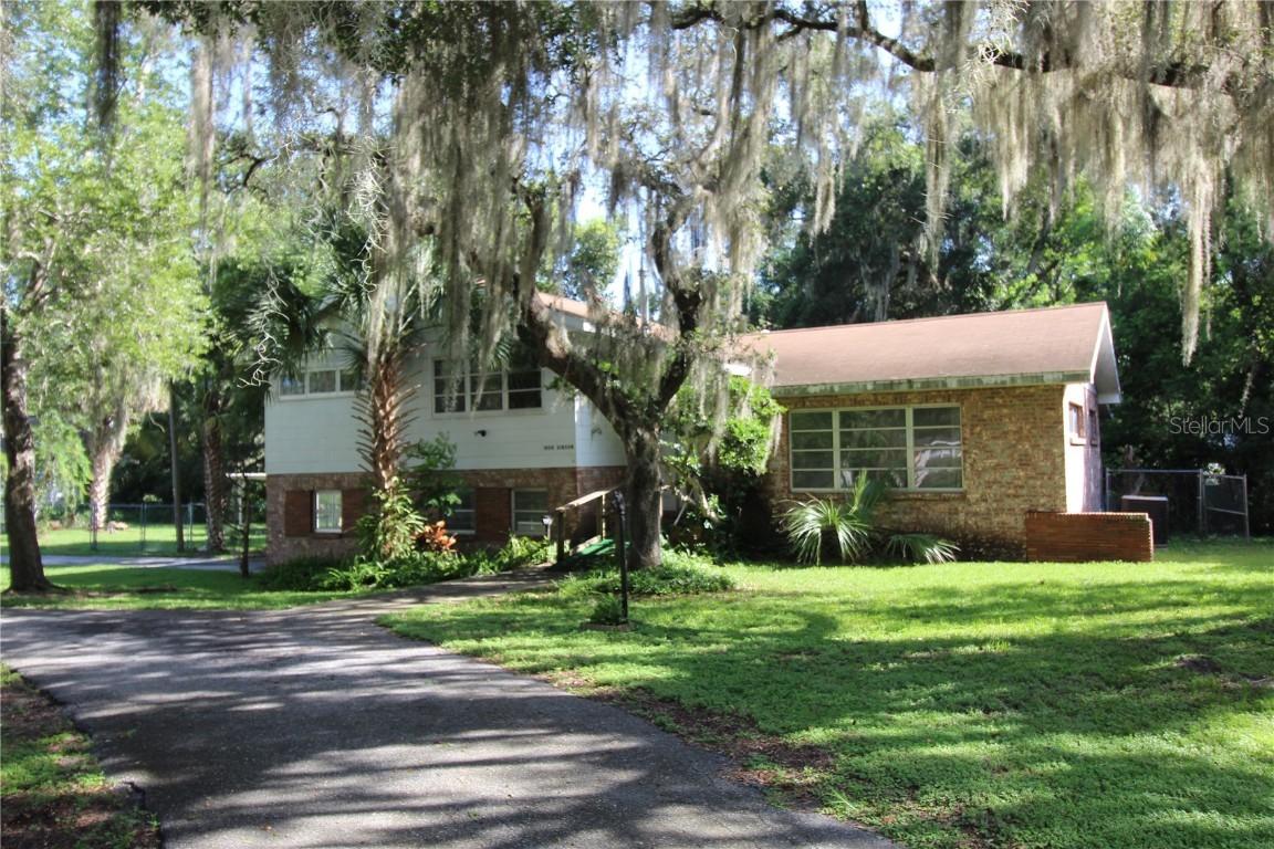 1008 Gibson St., Leesburg, FL 34748