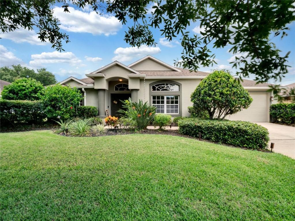 1953 Lazy Oaks Loop, Saint Cloud, FL 34771