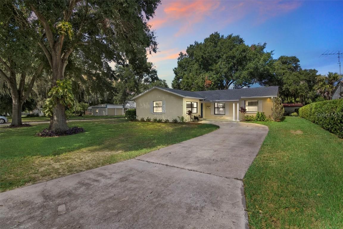 1390 4th St., Clermont, FL 34711