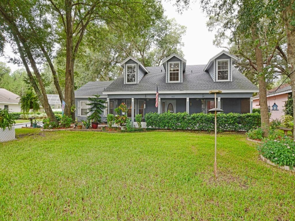 706 Harvard Ct., Eustis, FL 32726