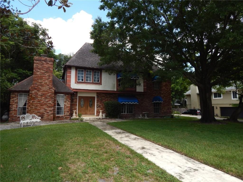 8967 Easterling Dr., Orlando, FL 32819