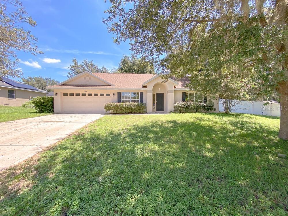 1995 Meadowside Dr., Eustis, FL 32726