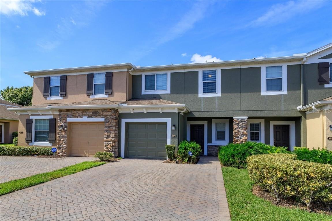 2579 River Landing Dr, Sanford, FL 32771