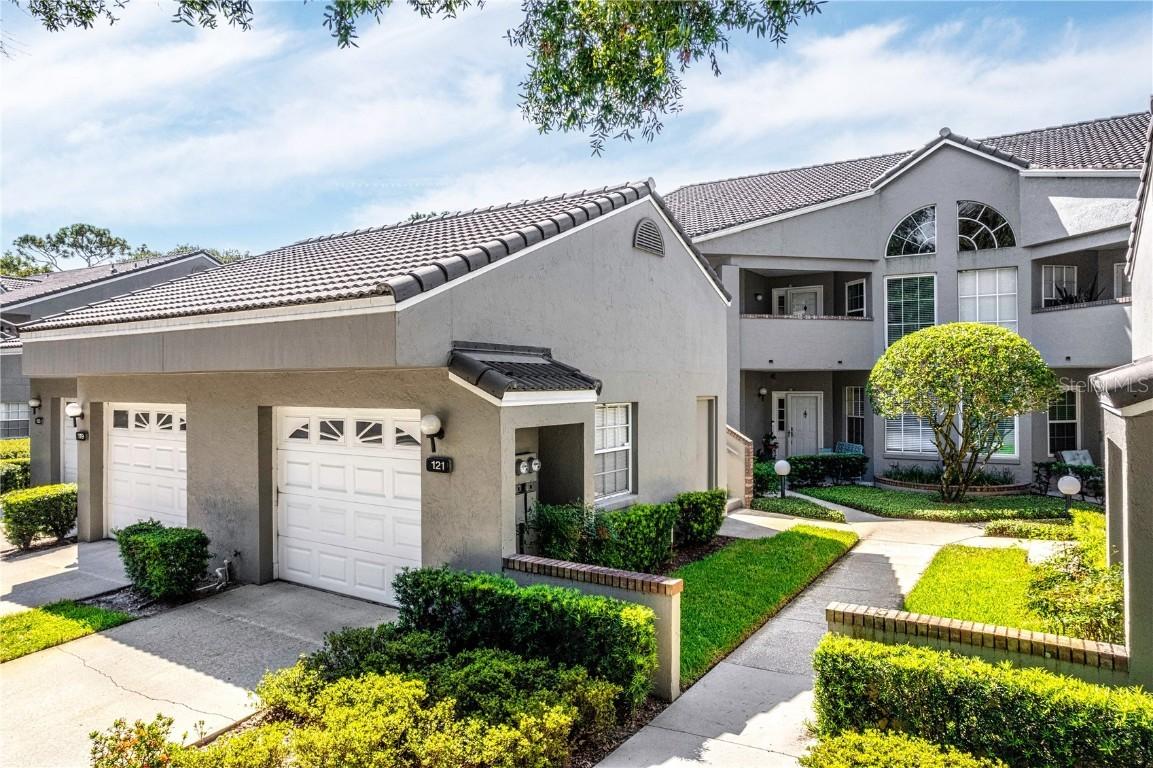 121 Durham Pl., Longwood, FL 32779