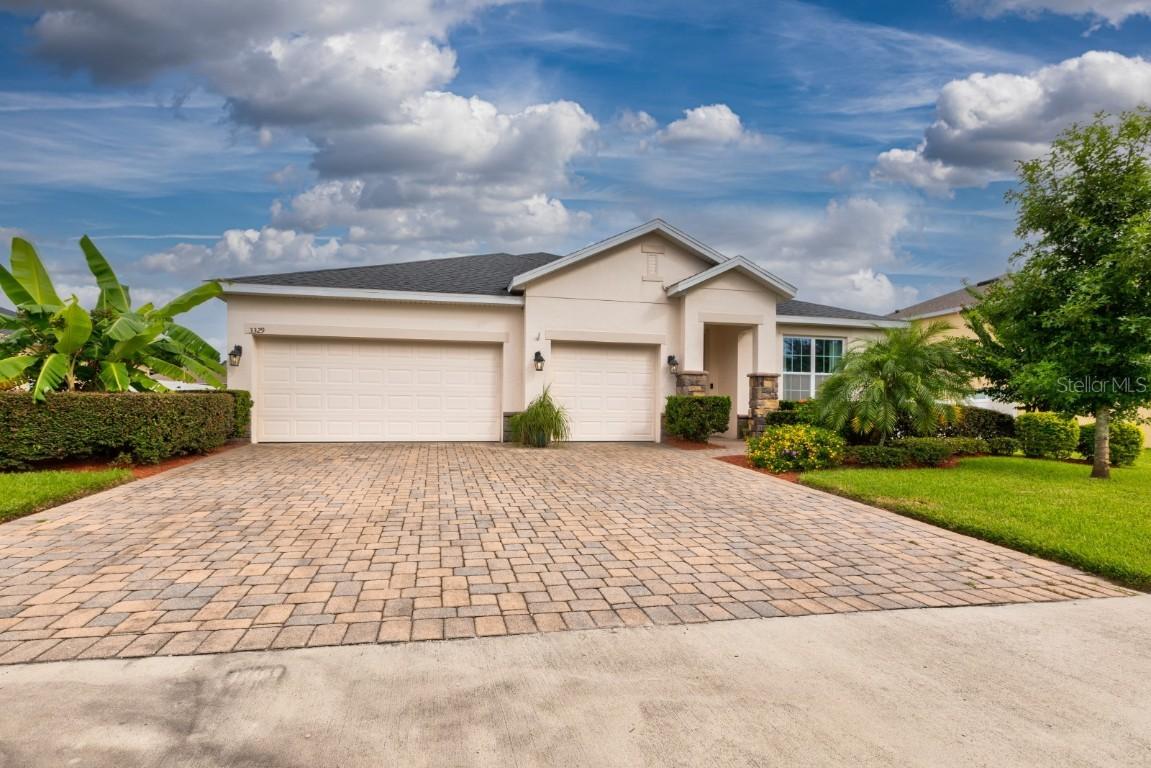 3329 Cypress Grove Dr., Eustis, FL 32726