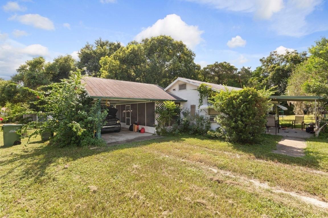 2335 Montclair Rd., Leesburg, FL 34748