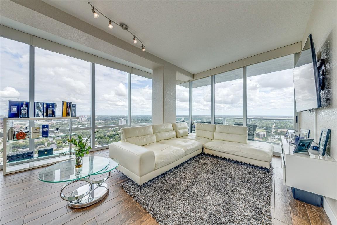 150 E Robinson St. #28B-5, Orlando, FL 32801