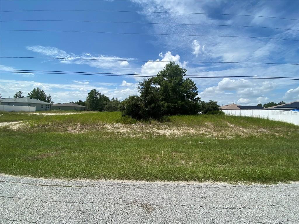 302 Daffodil Ln., Poinciana, FL 34759