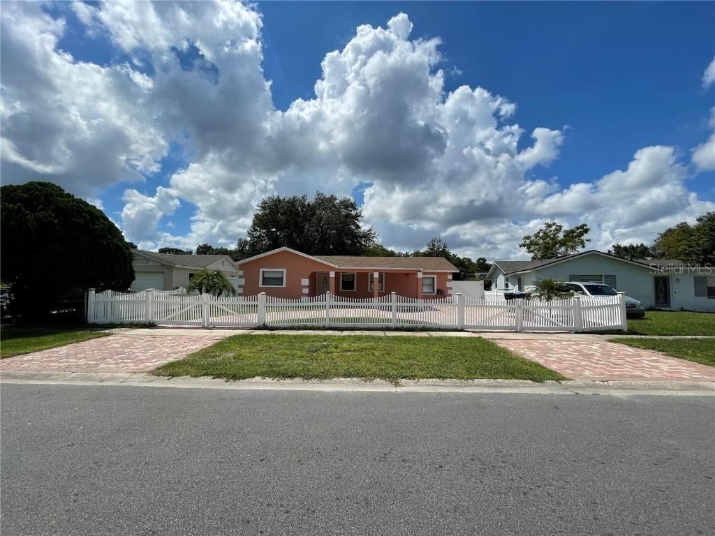 8420 Quisqualis Dr., Orlando, FL 32822