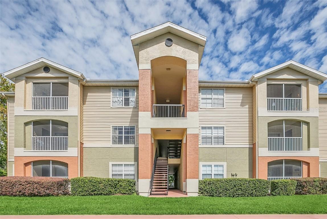 1999 Summer Club Dr. #211, Oviedo, FL 32765