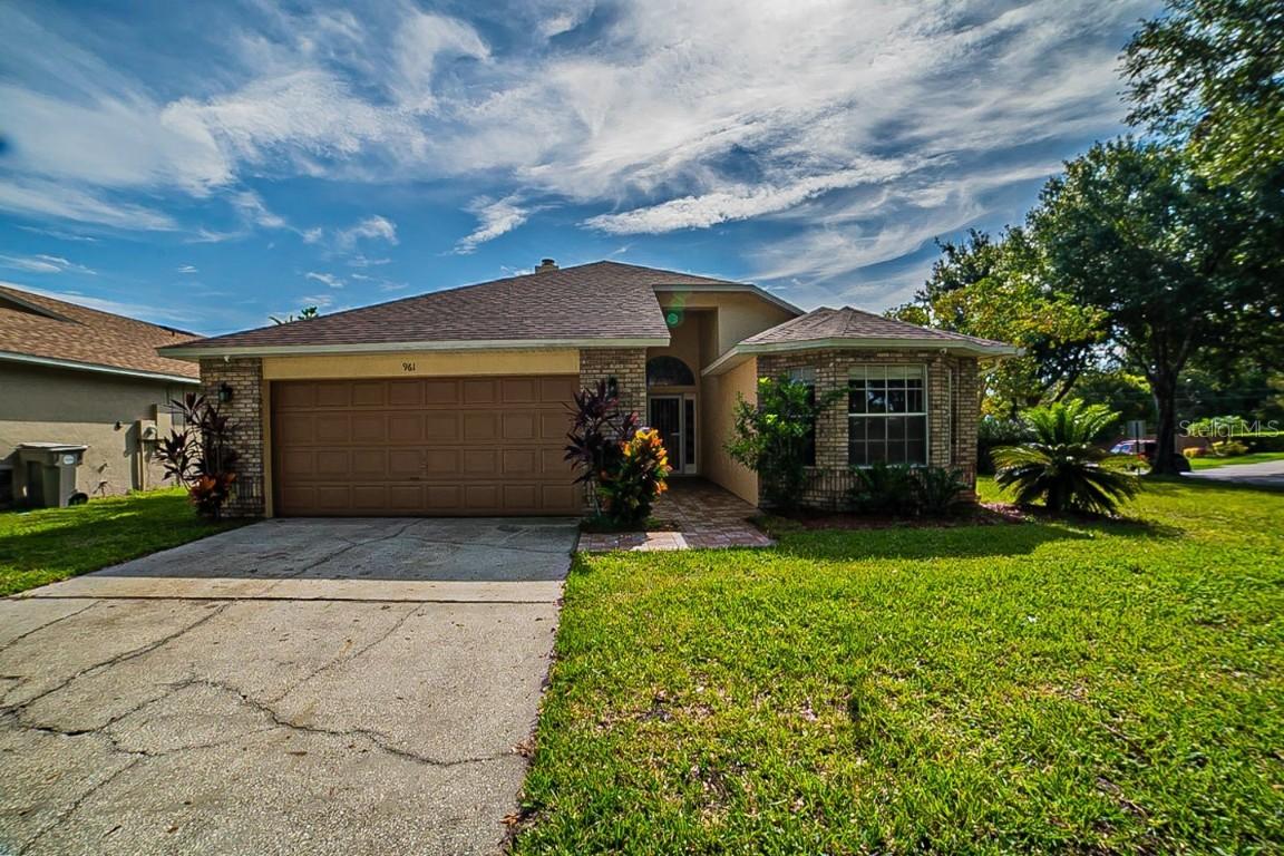 961 Eagles Forrest Dr., Apopka, FL 32712