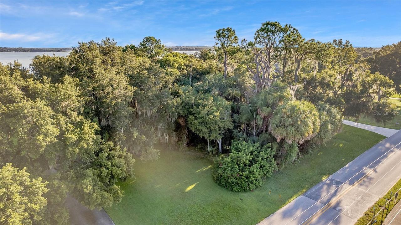 E Shirley Shores Rd., Tavares, FL 32778