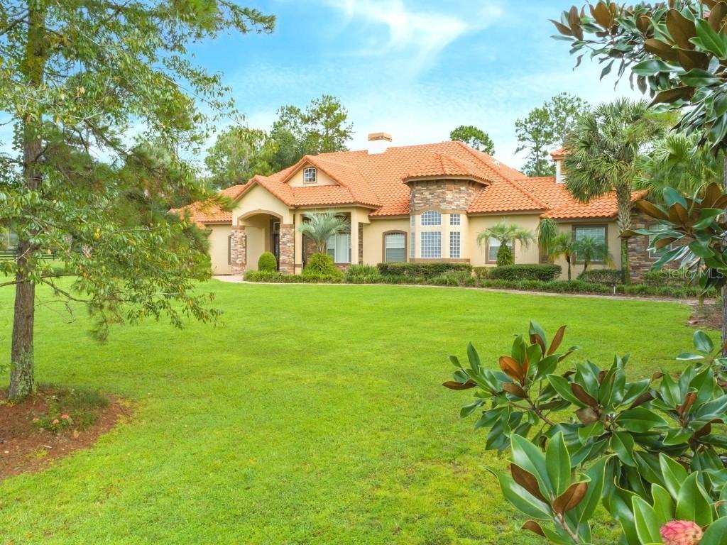 35709 Pinegate Tr., Eustis, FL 32736