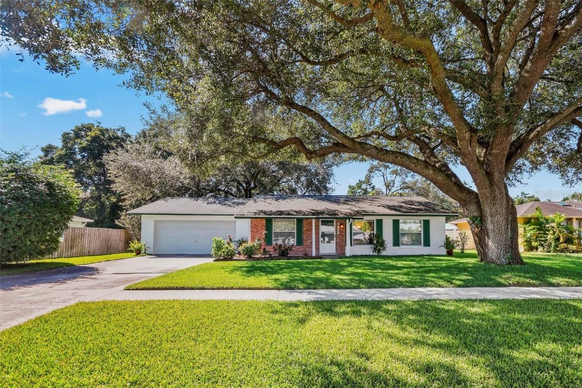 7432 Grand Ave., Winter Park, FL 32792