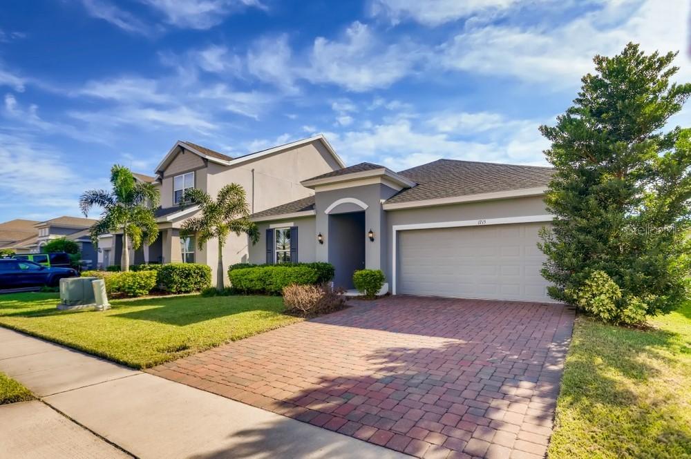 1715 Reflection Ln., St. Cloud, FL 34771