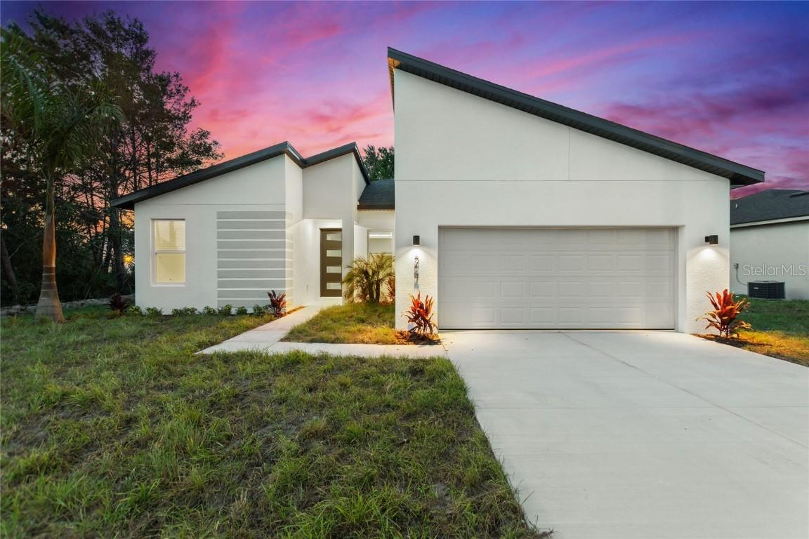 207 Gladiola Ct., Poinciana, FL 34759