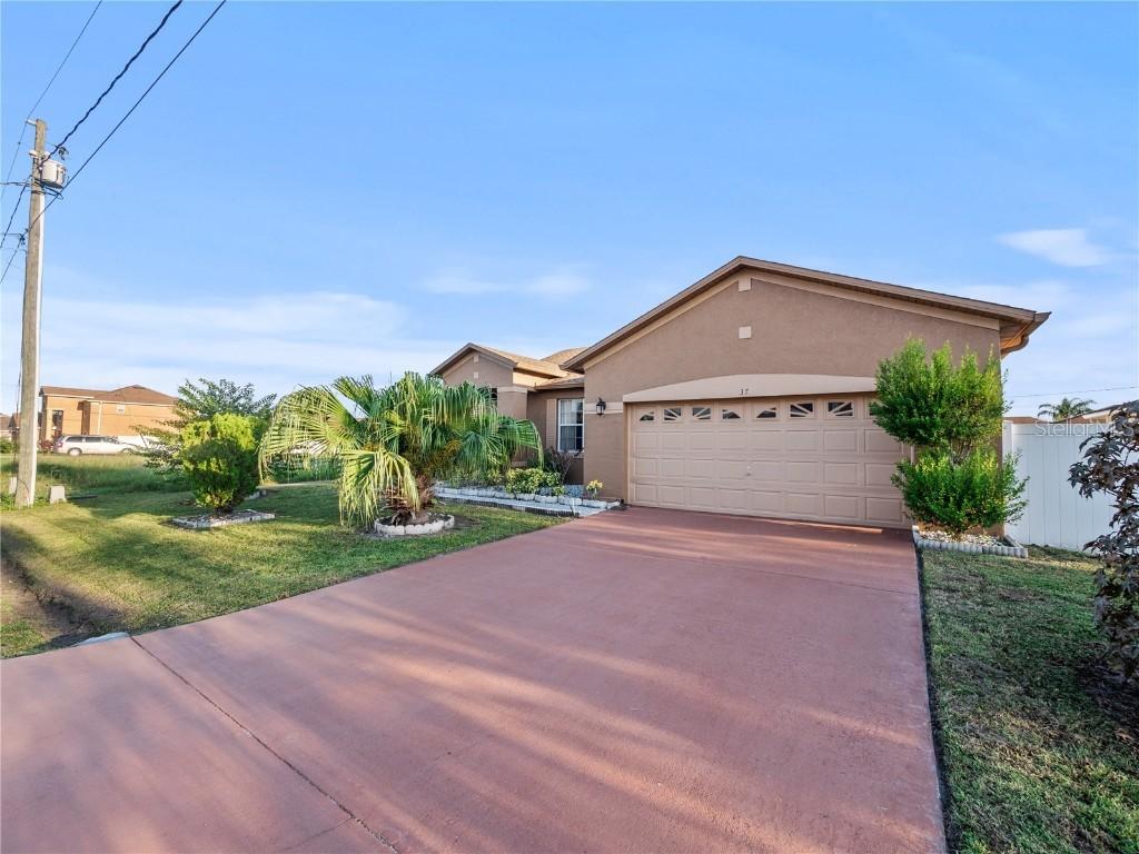 37 Catalina Ct., Kissimmee, FL 34758