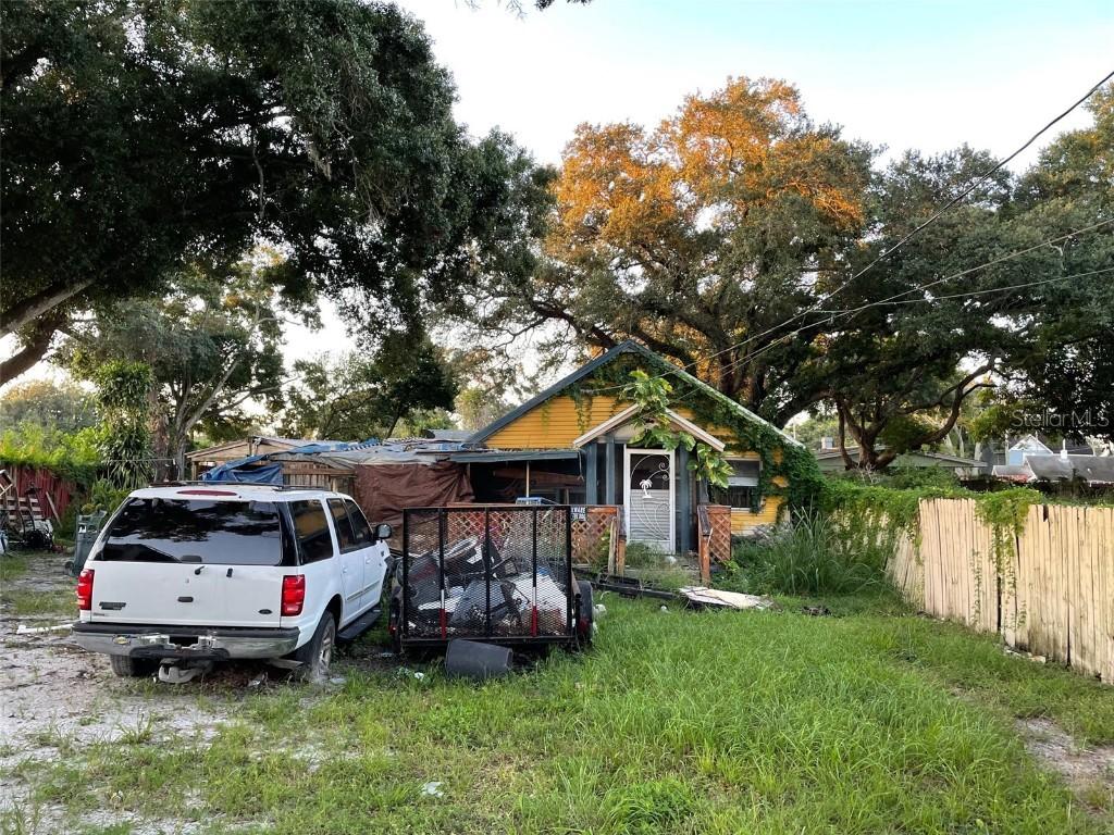 725 Seneca St., Clearwater, FL 33756