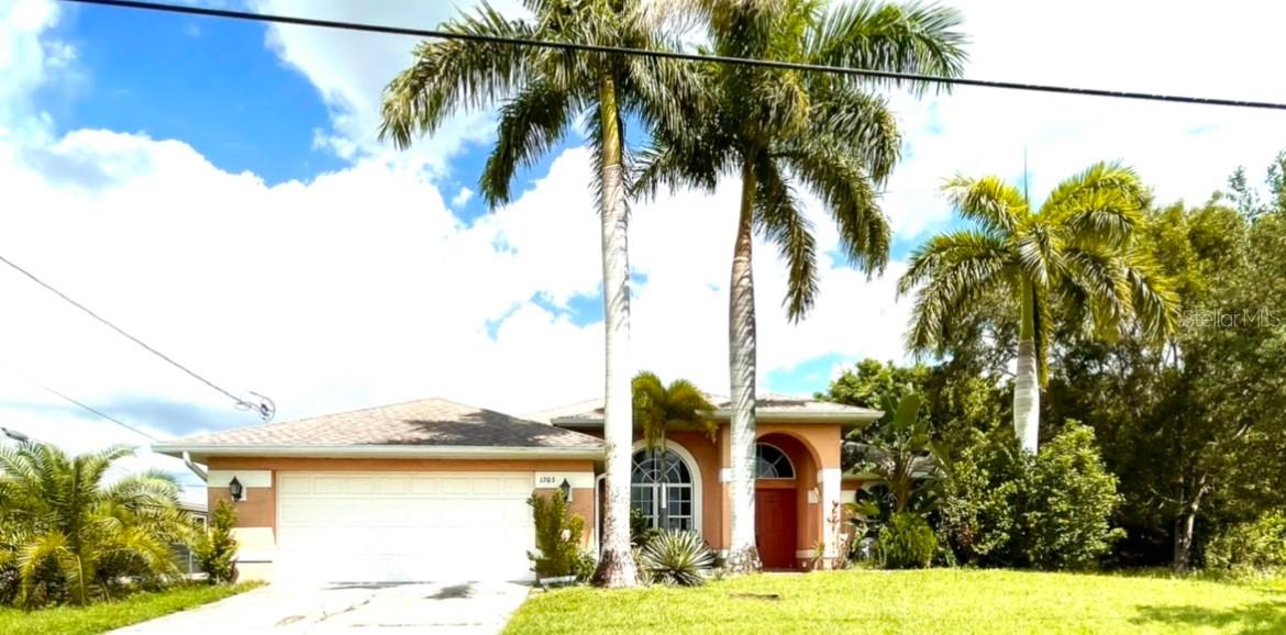 1703 NW 7th Ter., Cape Coral, FL 33993